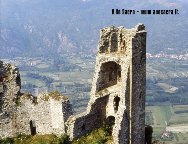 1986, La Sacra prima dei lavori nelle rovine